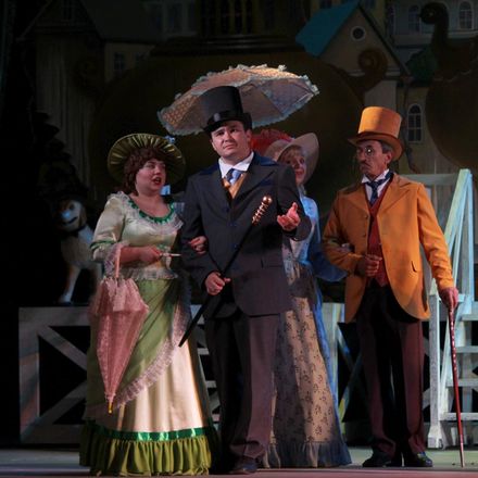 &laquo;Красавец мужчина&raquo; выходит на сцену нижегородского театра оперы и балета (ФОТО) - фото 26
