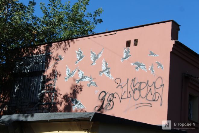 Старинные дома и современное искусство: как выглядит и чем привлекает Грузинский квартал в Нижнем Новгороде - фото 50