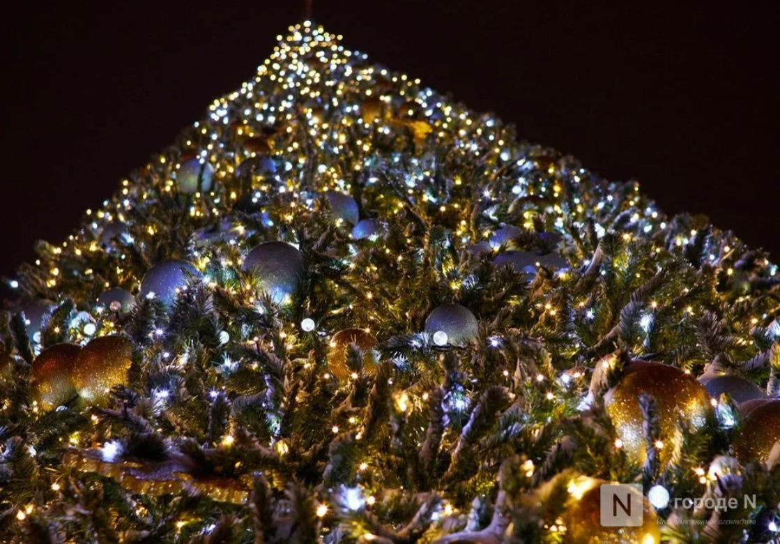 В Нижнем Новгороде новогодние украшения уберут до конца февраля - фото 1