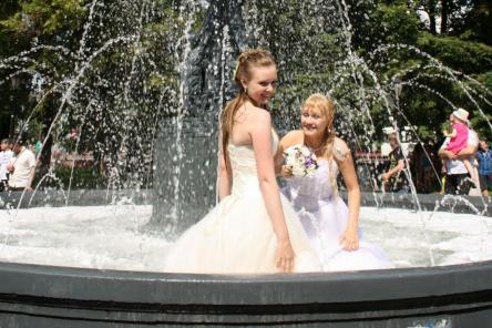 Нижегородцам рассказали об опасности купания в фонтанах