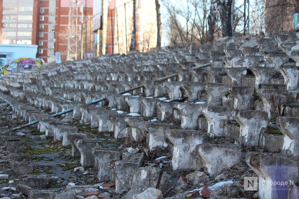 Стадион &laquo;Водник&raquo; в Нижнем Новгороде продолжает разрушаться - фото 1
