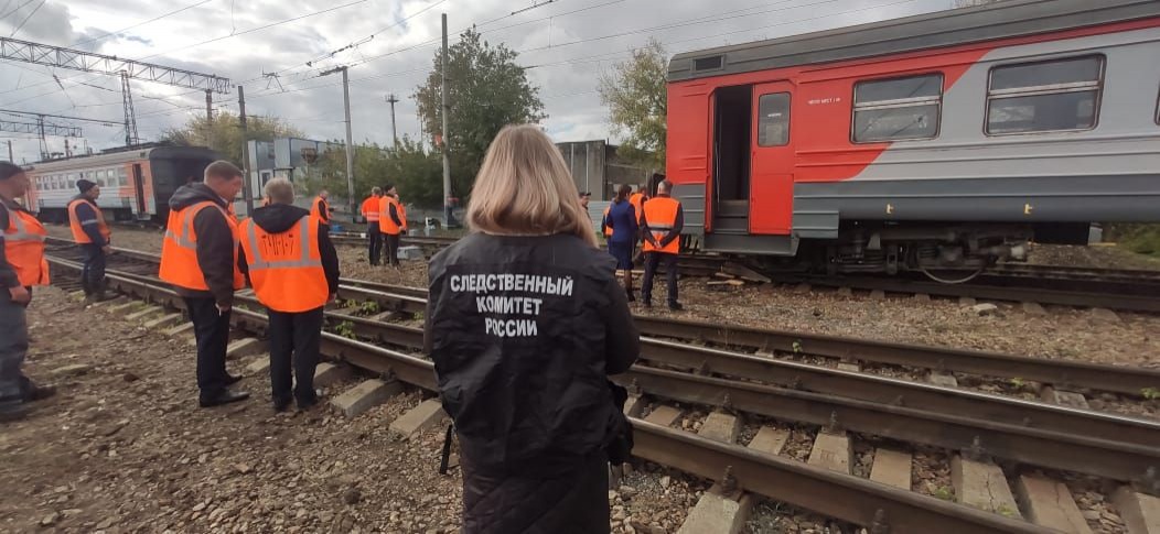 Следователи выясняют причину схода вагона с рельсов в Нижнем Новгороде - фото 1