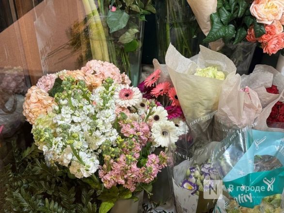 Мужчины, готовьтесь. Рассказываем, сколько стоят цветы к 8 марта в Нижнем Новгороде - фото 49