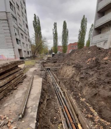Разрытые траншеи и парящие трубы обнаружили в нижегородских дворах - фото 9
