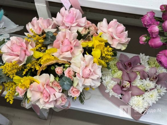 Мужчины, готовьтесь. Рассказываем, сколько стоят цветы к 8 марта в Нижнем Новгороде - фото 70