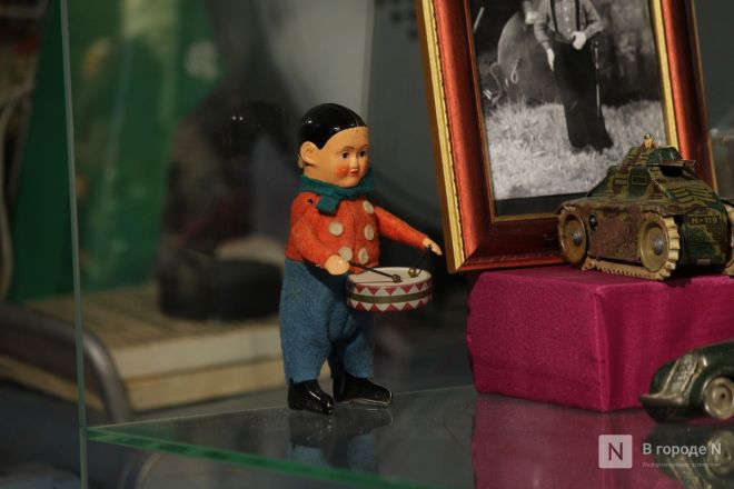 Война в детских игрушках: фоторепортаж с новой выставки в Нижнем Новгороде - фото 56