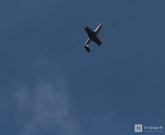 Фоторепортаж: парад в честь 80-й годовщины Победы прошел в Нижнем Новгороде - фото 178