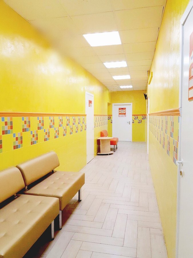 На третьем этаже нижегородской детской поликлиники № 39 завершился &laquo;солнечный&raquo; ремонт - фото 2