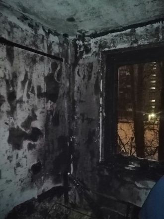 Один человек погиб и десять спасено на ночном пожаре в Канавинском районе - фото 3