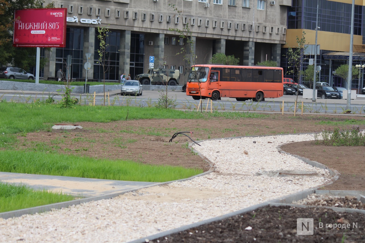 Нижегородские власти объяснили срыв сроков благоустройства сквера у метромоста - фото 4