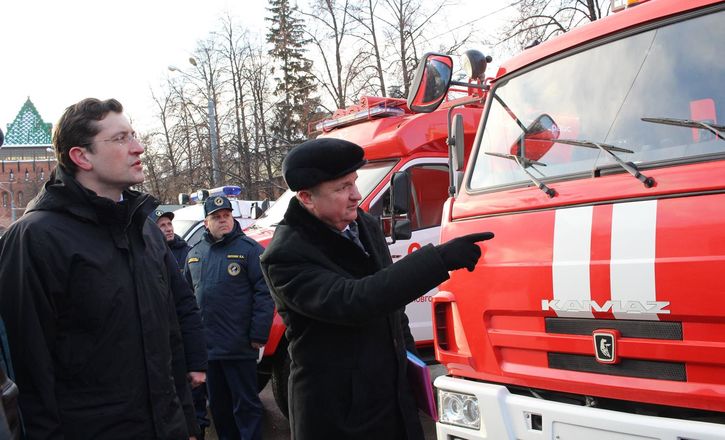 Новая техника поступила на службу нижегородским пожарным (ФОТО) - фото 42