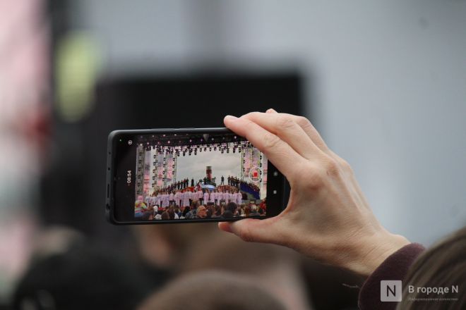 Безруков, шоу Авербуха и шикарный салют: как прошел День Победы &mdash; 2025 в Нижнем Новгороде - фото 43