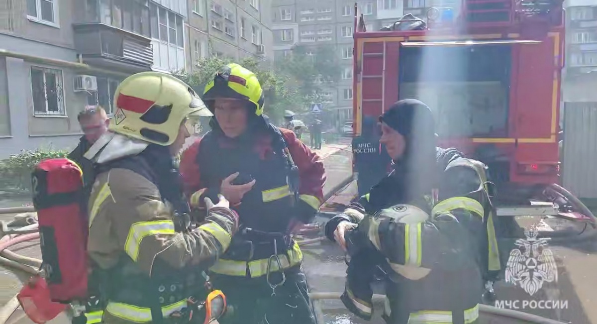 Пожар на улице Пермякова в Нижнем Новгороде локализован - фото 1