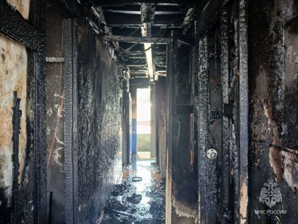 Пожар вспыхнул на судне на Волге в Нижегородской области - фото 4