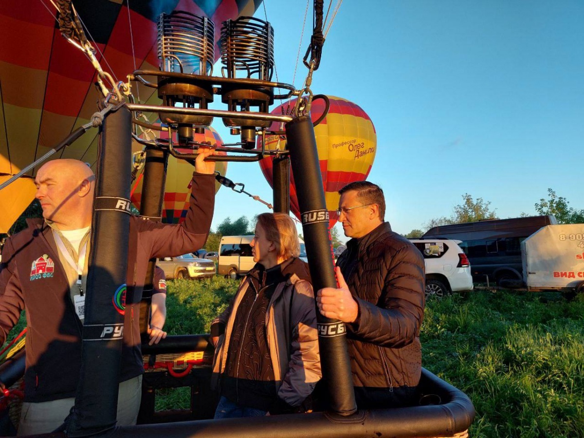 Опубликованы фото первого полета &laquo;Приволжской фиесты&raquo; в Нижнем Новгороде - фото 2