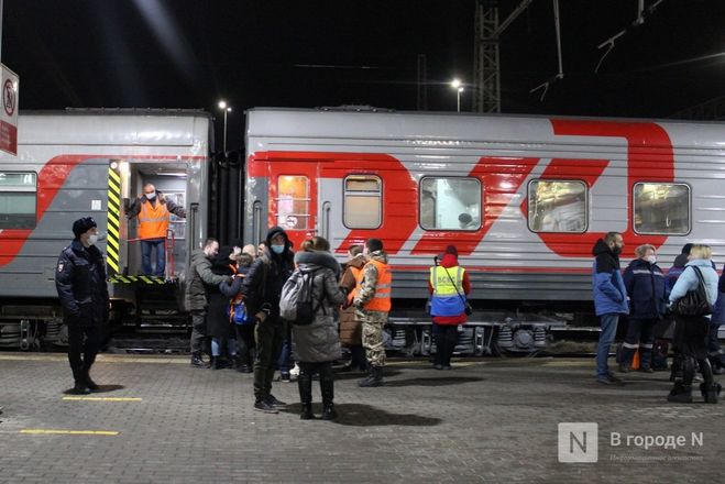 Около 1 000 беженцев из Донбасса прибыли в Нижний Новгород - фото 4