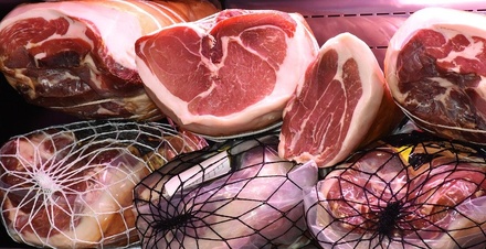 Росконтроль назвал марки худших свиных стейков