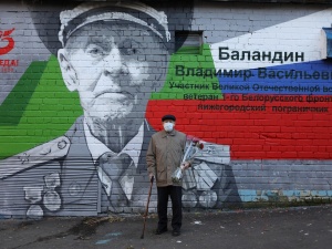 Новое граффити с портретом ветерана появилось на улице Ильинской в Нижнем Новгороде