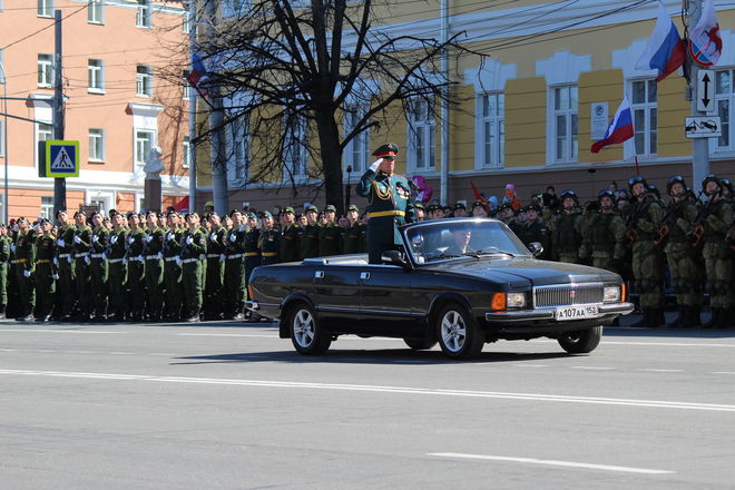 Парад в честь 73-й годовщины Победы прошел в Нижнем Новгороде (ФОТО) - фото 52
