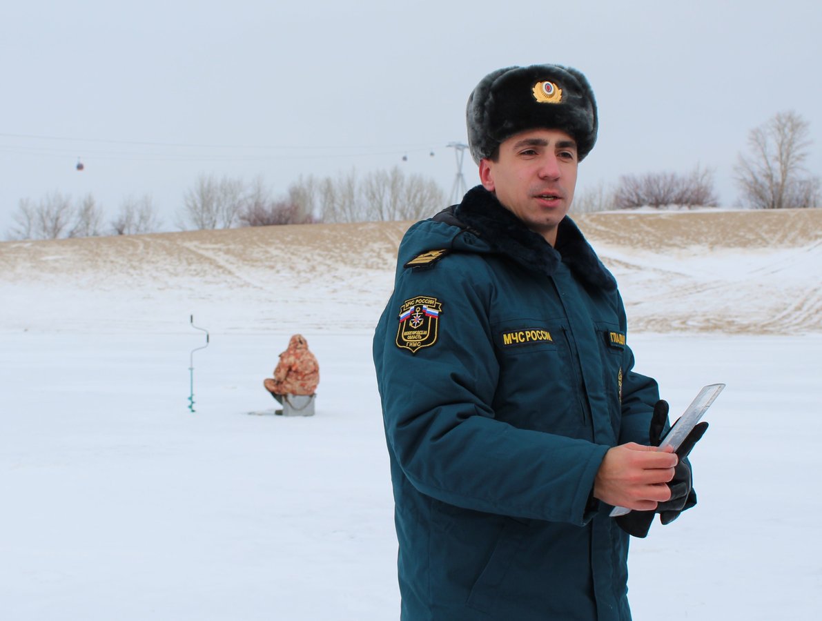 По тонкому льду: сотрудники нижегородской ГИМС предупредили рыбаков об опасности - фото 4