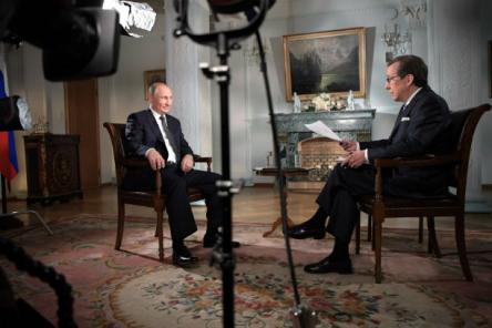 Усилия по изоляции России не могли увенчаться успехом: Путин дал большое интервью американскому телеканалу Fox News