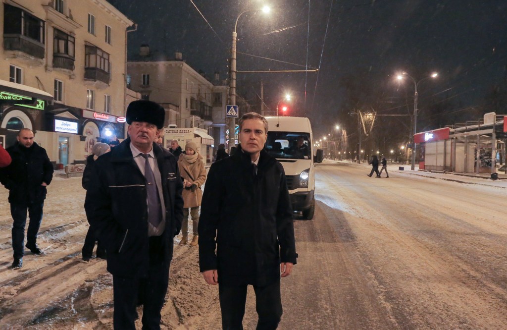 Панов дал сутки на исправление ситуации с уборкой снега в Московском районе (ФОТО) - фото 1