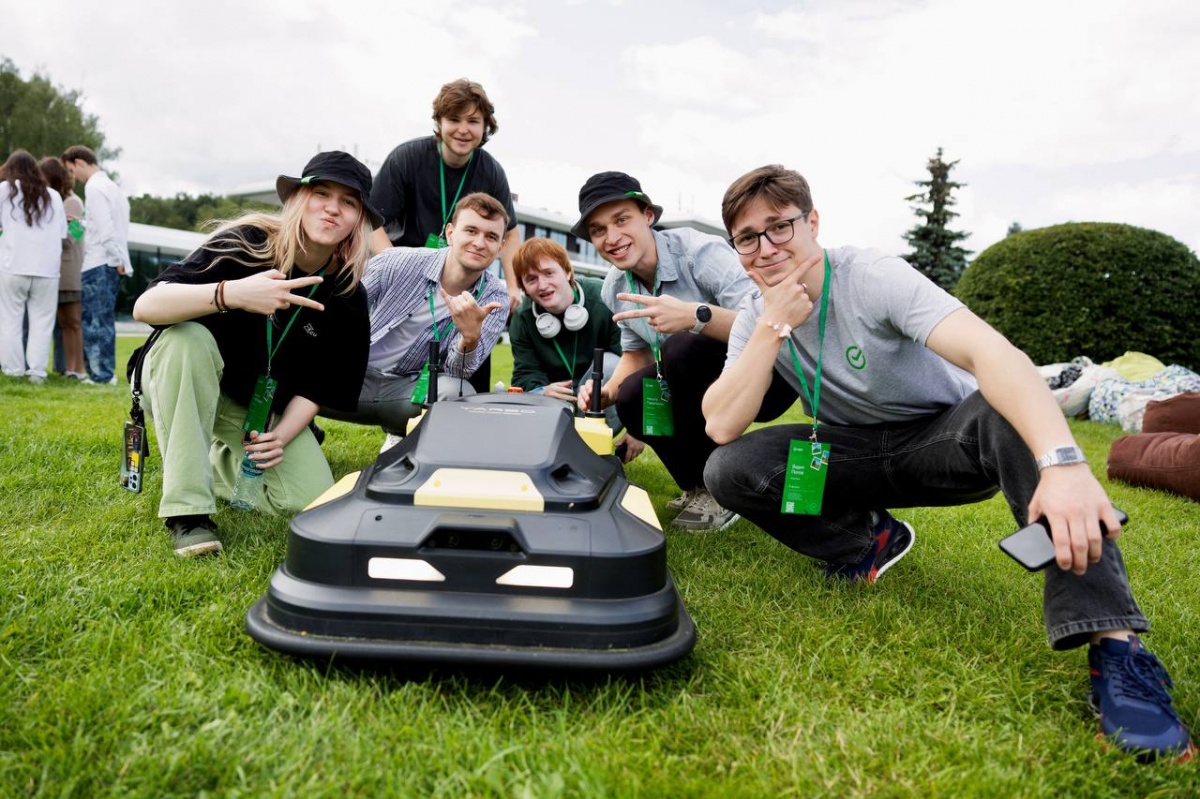 По итогам 2025 года число откликов на вакансии Сбера достигло 5 млн &mdash; максимума за всю историю компании - фото 1