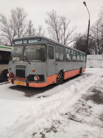 Три старых автобуса ЛиАЗ продают в Арзамасе - фото 1