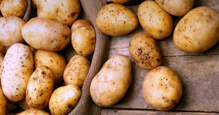 Опасность на прилавках: что эксперты нашли в картошке из российских магазинов