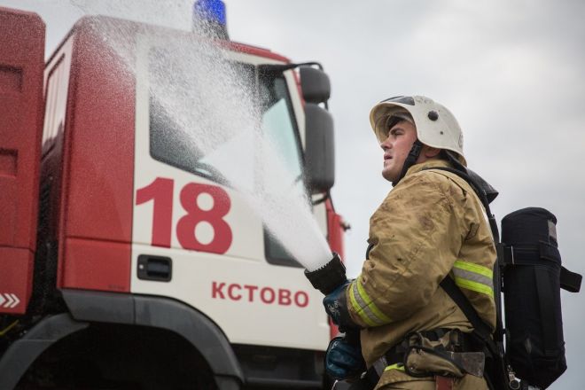 Учебное тушение пожара на нефтехранилище прошло в Кстовском районе - фото 2