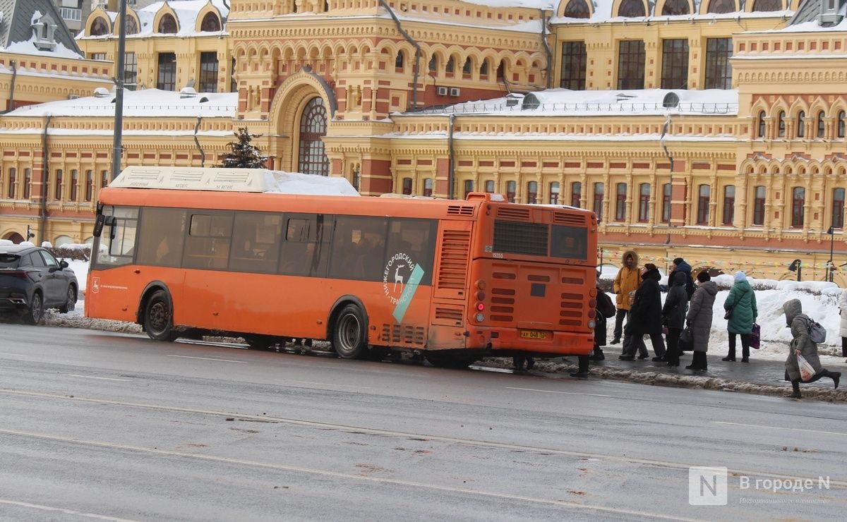 В грязи и давке: тестируем самые популярные автобусы в Нижнем Новгороде - фото 34