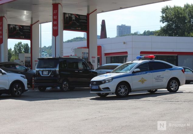 Плачь и смотри: что происходит сейчас на заправках в Нижнем Новгороде &mdash; репортаж &laquo;В городе N&raquo; - фото 35