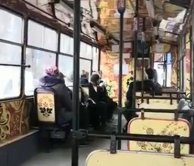 Трамваи встали из-за пассажирки без маски в Нижнем Новгороде - фото 1